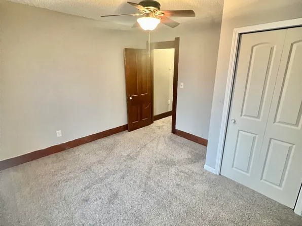 555 Lincoln Ave, Huntington, IN 46750