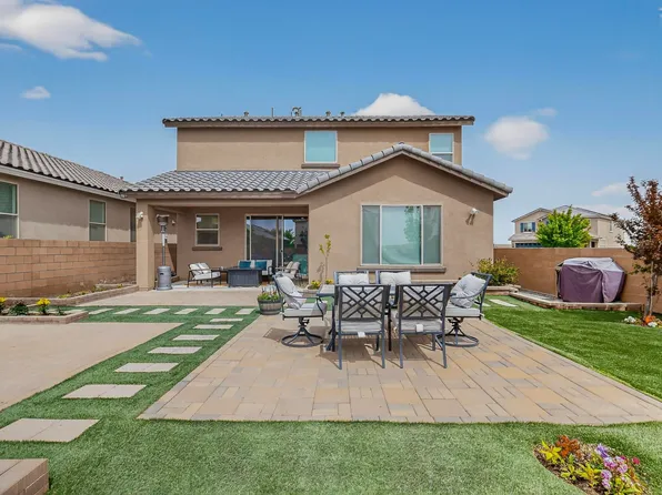 3073 Shannon Ln NE, Rio Rancho, NM 87144