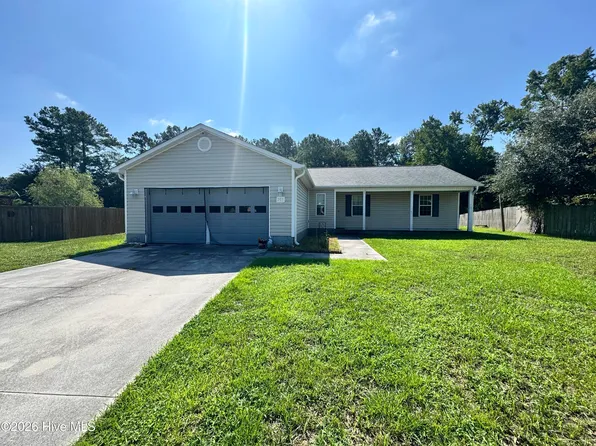 205 Concord Lane, Richlands, NC 28574