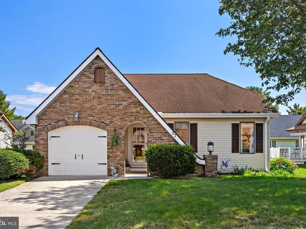 37 Fir Rd, Manahawkin, NJ 08050