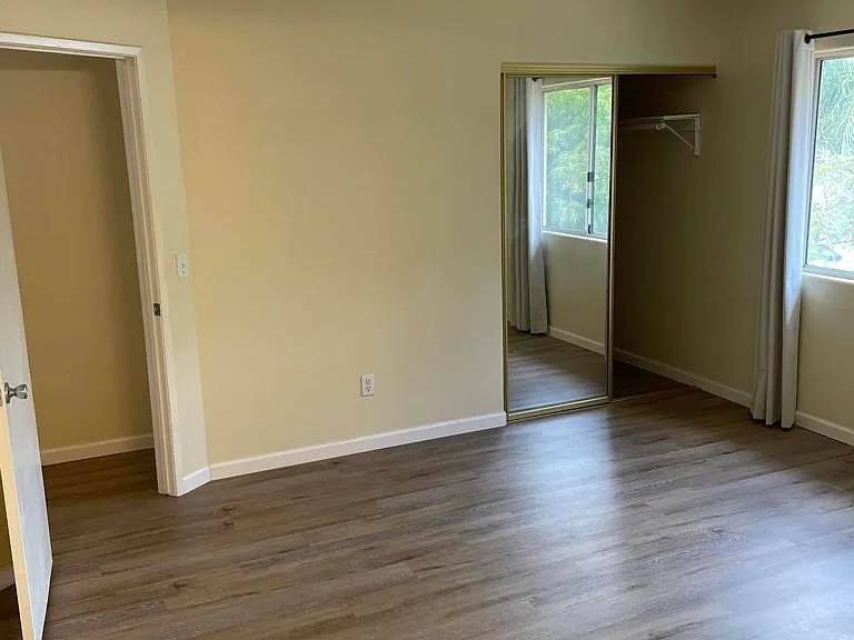326 Old Stage Ct — Photo 14