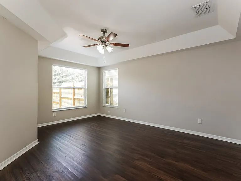 6023 Sand Key Ln — Photo 10