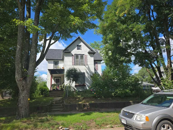 504 N 2nd Ave, Wausau, WI 54401