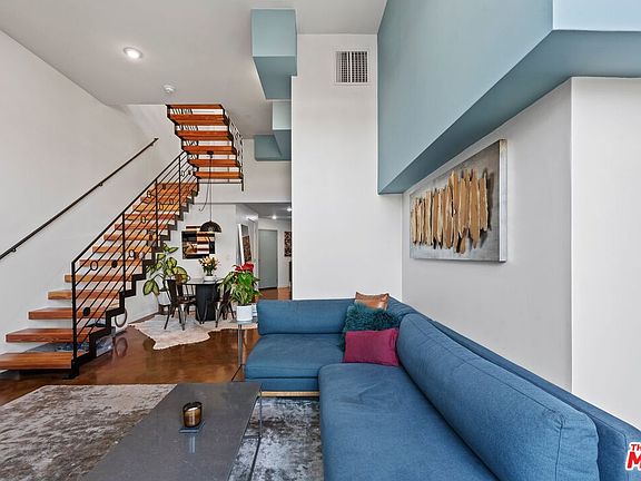 4th image of 654 N Virgil Ave APT 306