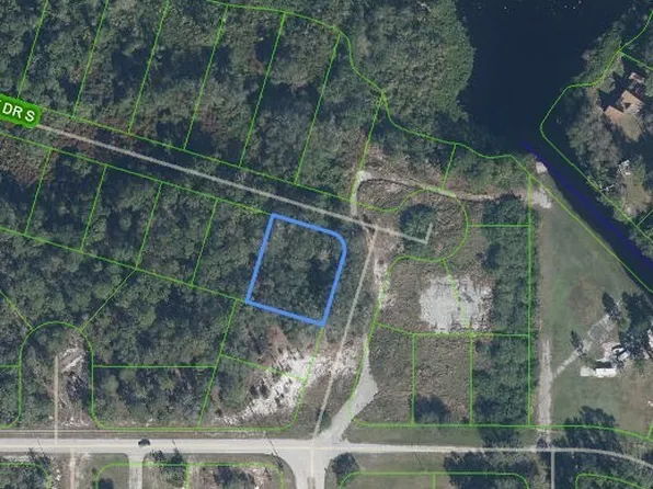 1105 Lakeside Dr S, Sebring, FL 33875