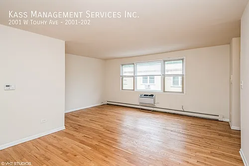 2001 W Touhy Ave #202 Photo 1