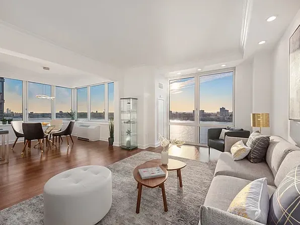 80 Riverside Blvd APT 26B, New York, NY 10069