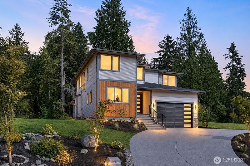 3rd image of 15025 250th Drive SE