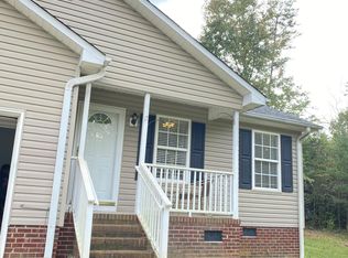 17 Champlain Dr, Greenville, SC 29611