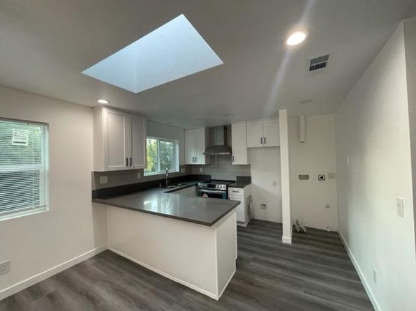 3100 Flintridge Dr #B