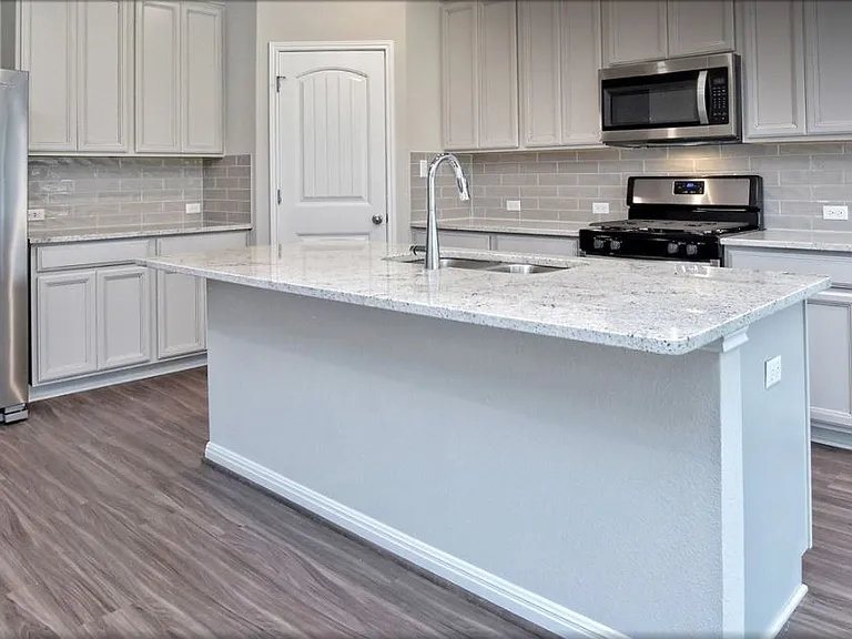 533 Gabrielle Anne Dr — Photo 4