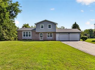 756 Gillett Rd, Rochester, NY 14624
