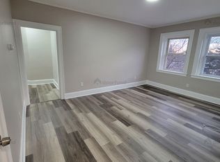 2A Marble St #6, Worcester, MA 01603