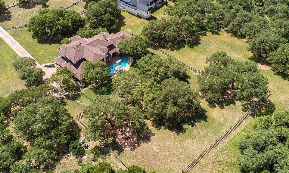 295 Chalk Bluff Ct, Driftwood, TX 78619 Zillow
