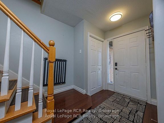 3rd image of 396 Murray Blvd