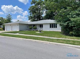 112 E Harmon St, Oakwood, OH 45873