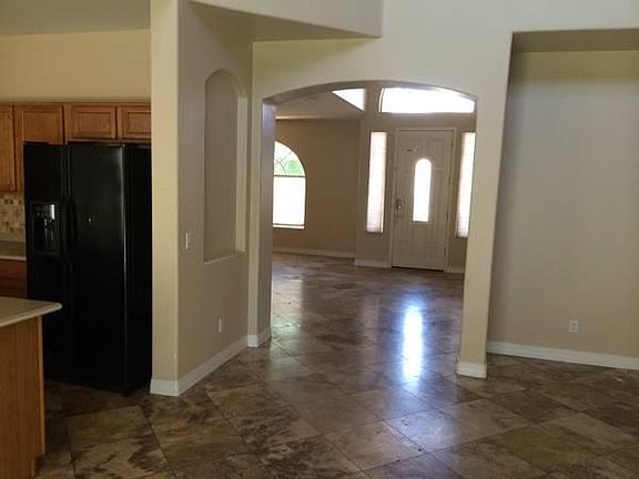 2nd image of 769 W Carob Way