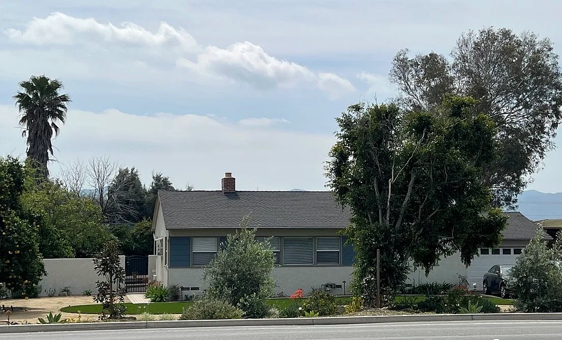 3 bed, 1141 sqft, $3,750 — Photo 2