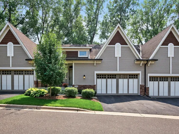 5102 Wild Marsh Dr, White Bear Lake, MN 55110