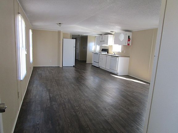 LVRM / KITCHEN