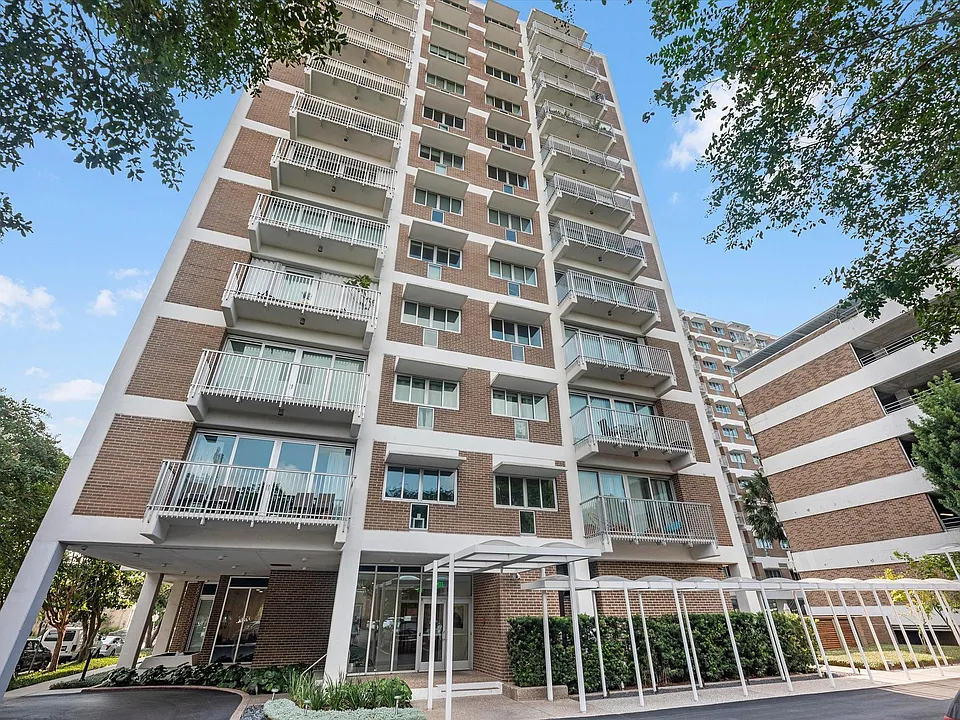3600 Montrose Blvd #1209