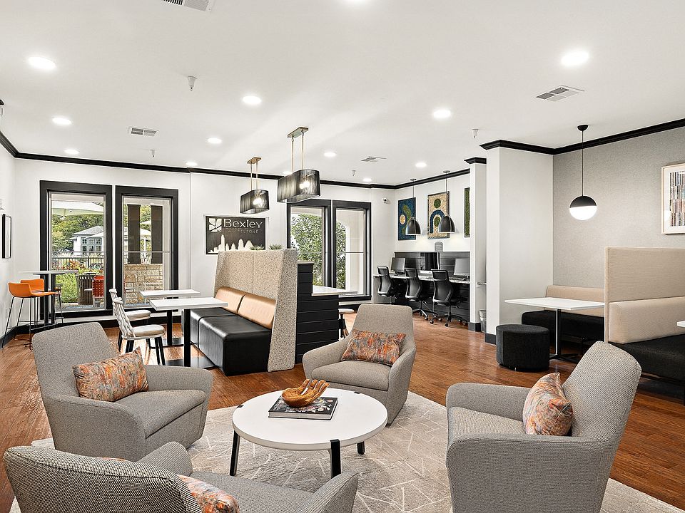 24-Hour Media and Wi-Fi Lounge