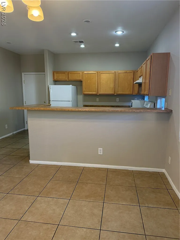3 bed, 2.5 bath, 1783 sqft, $1,950 — Photo 4