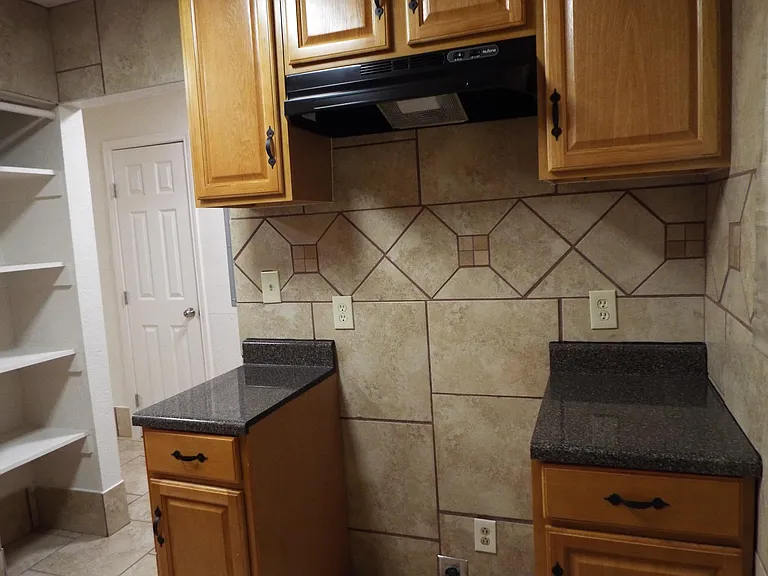 2519 Hicks Ave #2 — Photo 26