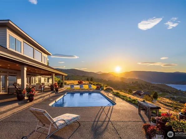 450 Hawks Meadow Road, Chelan, WA 98816