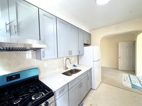 7730 170th St, Fresh Meadows, NY