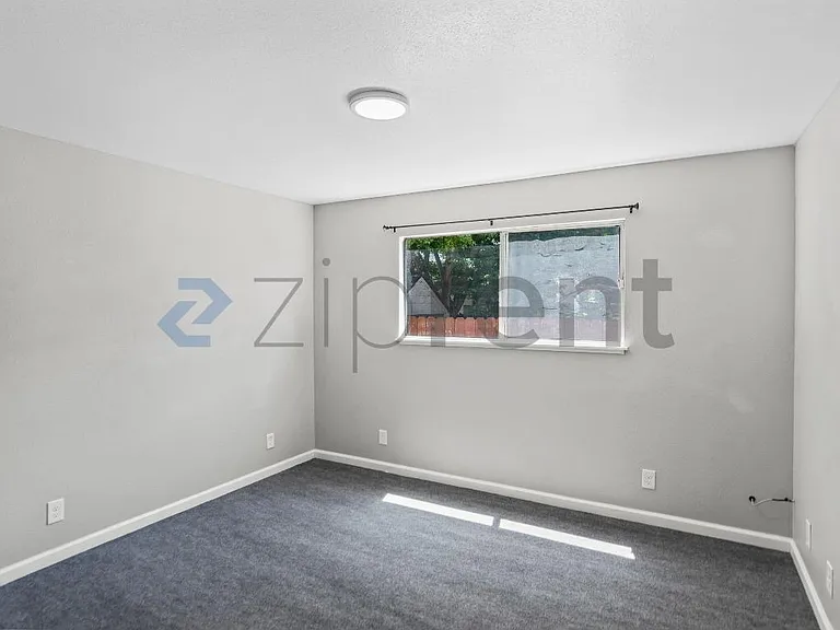 2650 109th Ave #1 — Photo 24