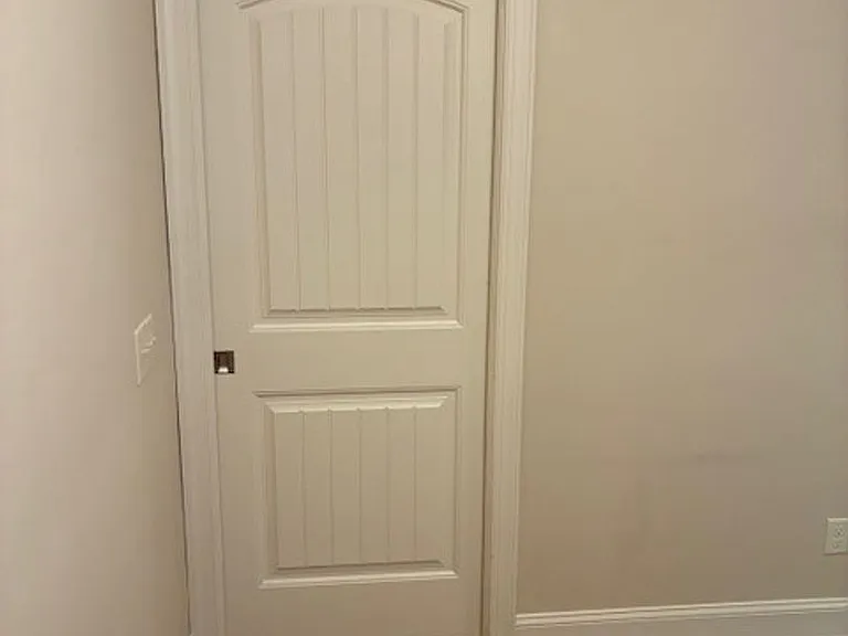 216 Holm Pl — Photo 10