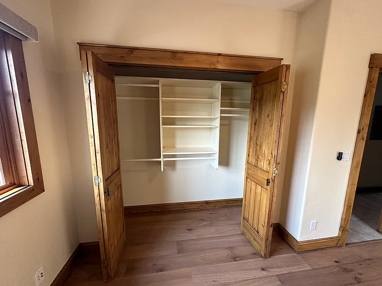 150 Adams St #15 — Photo 16
