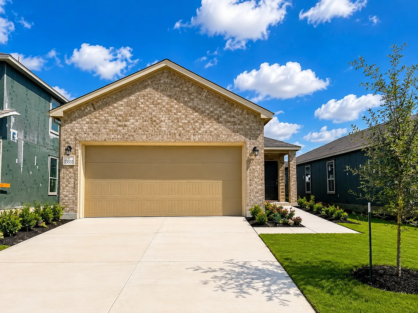 3 bed, 1548 sqft, $1,849 — Photo 2
