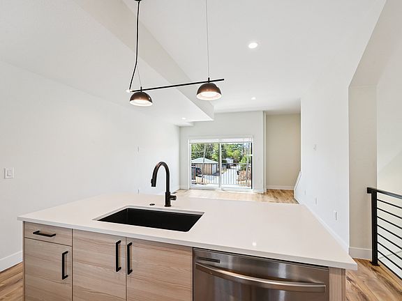 4th image of 6755 E 38th Ave