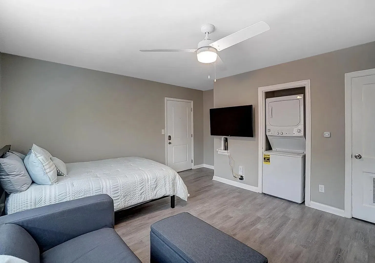 334 Helen — Photo 2