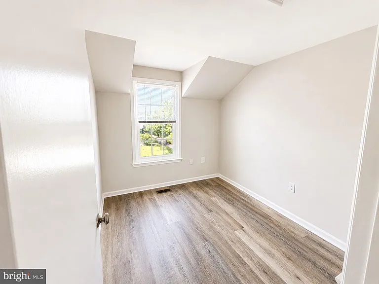 14350 Gringsby Ct — Photo 14