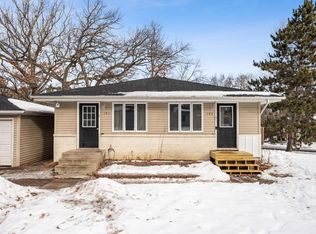 195 Iris St, Saint Paul, MN 55115