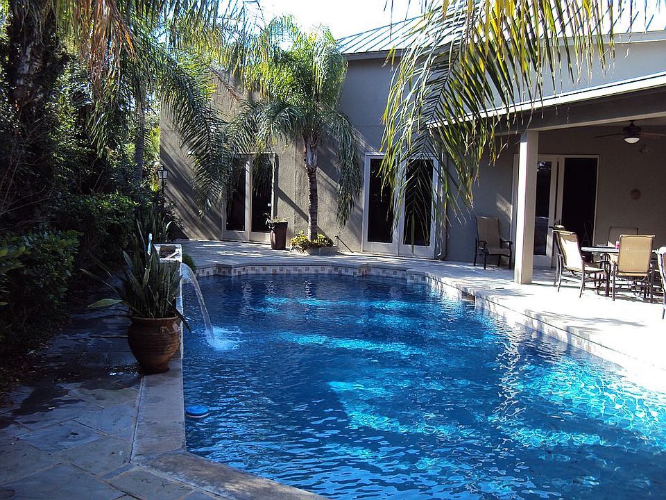 2nd image of 8401 Mahogany Ct