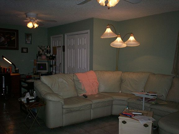 2nd family room