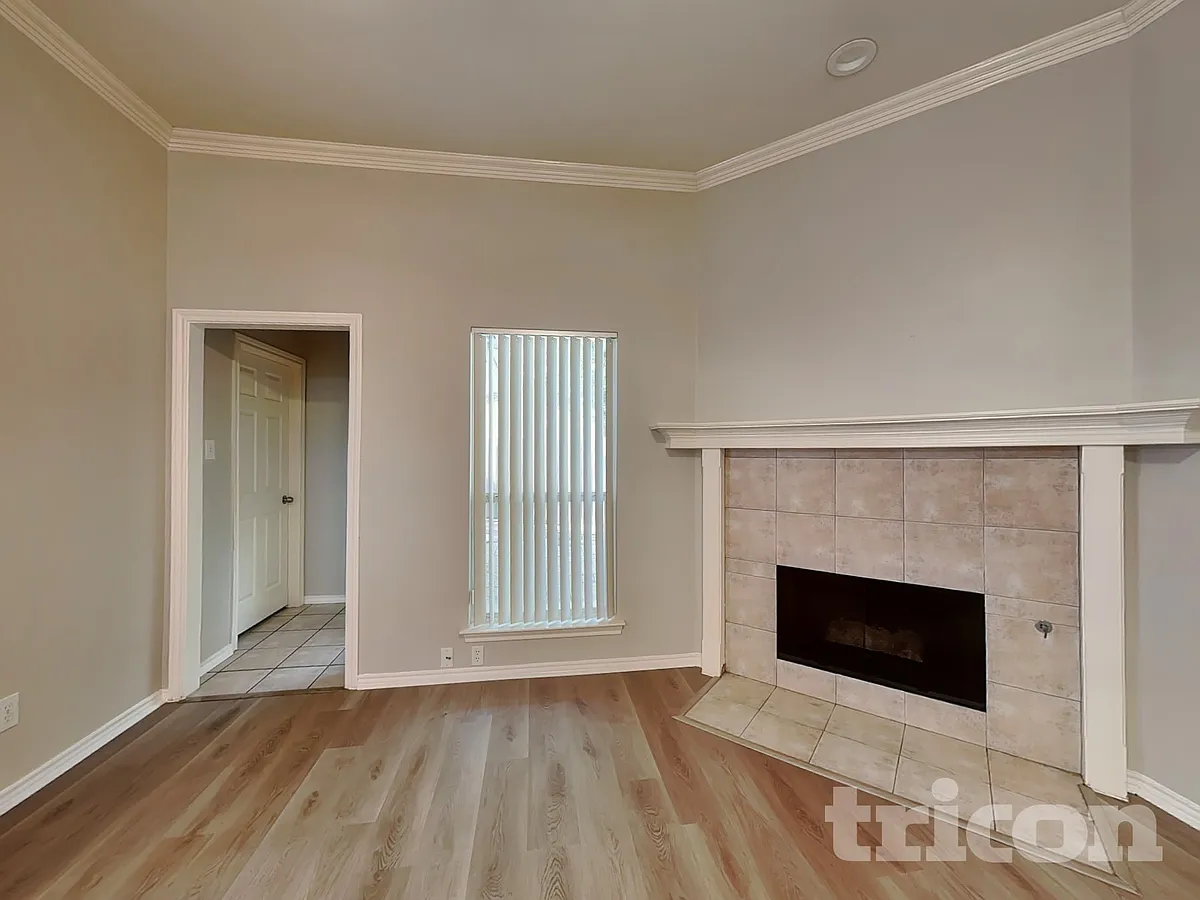 Building Photo - 5933 Sagebrush Trl