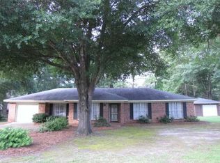 4560 Bibb Dr, Millbrook, AL 36054