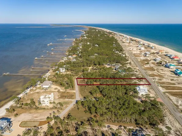 1151 Russell Way, Eastpoint, FL 32328