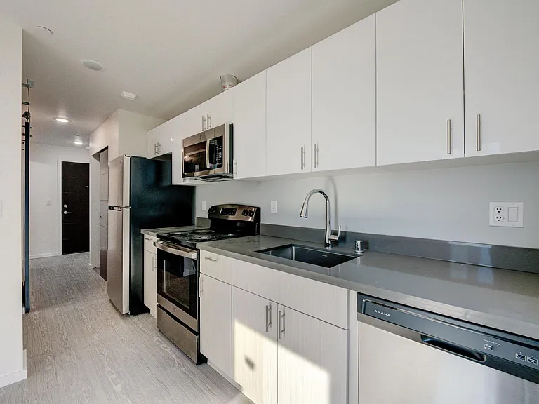 Viola Apartments — Photo 60