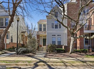 1342 Garden Wall Cir #503, Reston, VA 20194