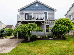 16 Detullio Dr #A, Wells, ME 04090