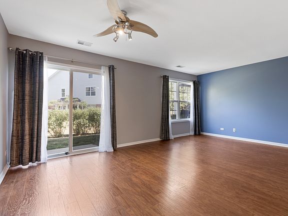 2nd image of 1483 Ashbury Ln W