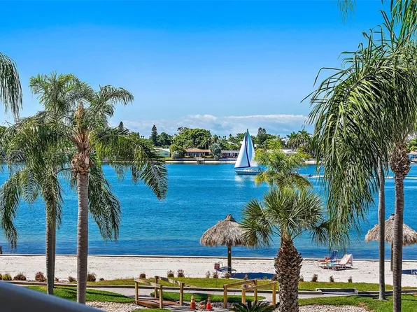 6061 Bahia Del Mar Cir APT 342, Saint Petersburg, FL 33715