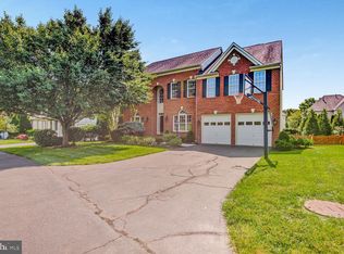 19397 Mill Dam Pl, Leesburg, VA 20176