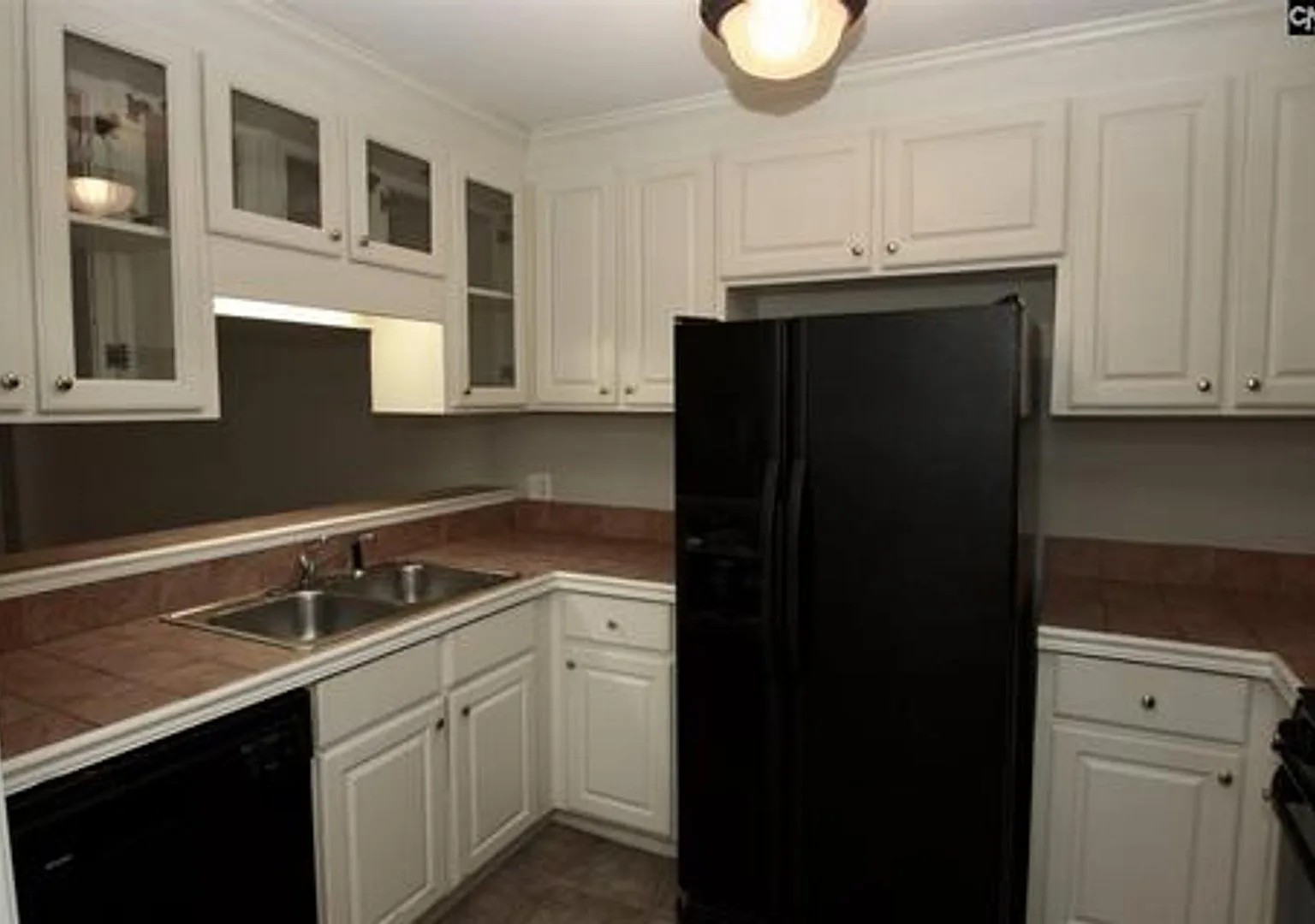 3845 Overbrook Drive Unit B — Photo 3